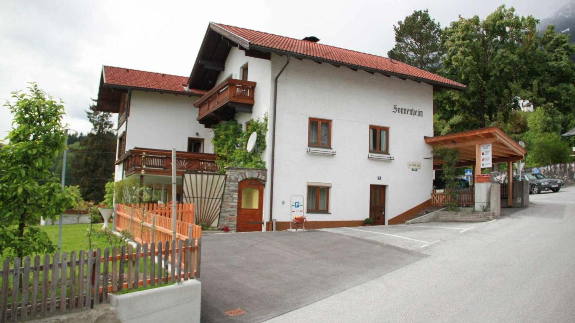 Gaestehaus Sonnenheim Thaur Buitenkant foto